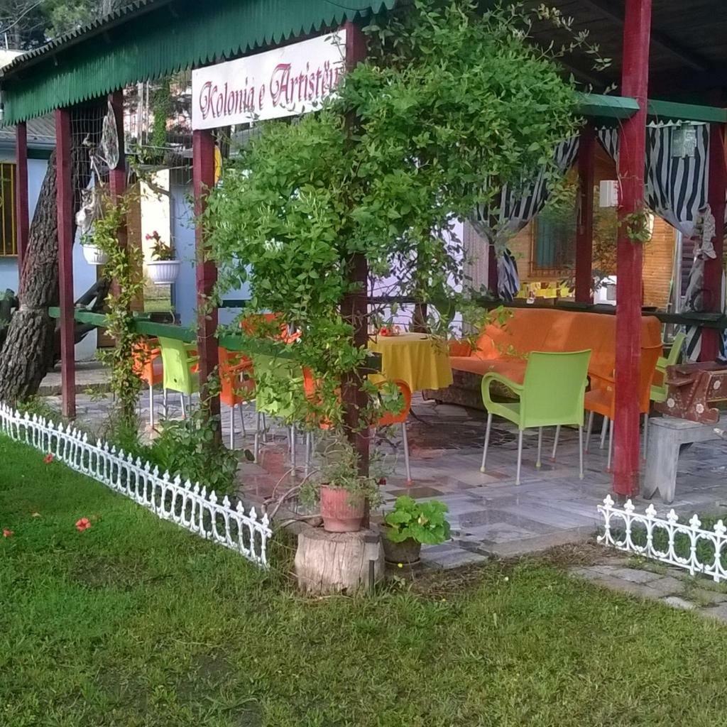 Apartamento Kolonia E Artistave Velipojë Exterior foto